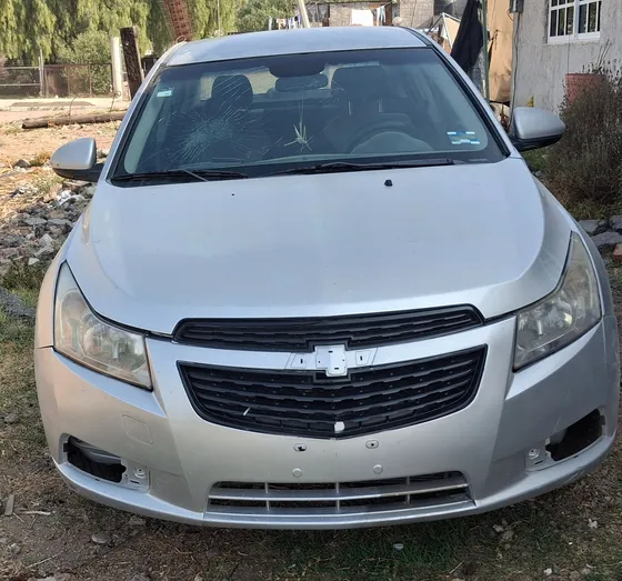 Chevrolet Cruze 1.8 Ls 5vel Aa Mt