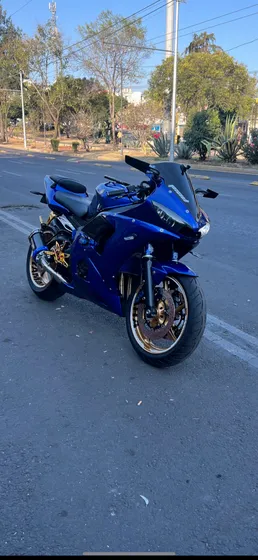 Yamaha R6s 2003 , Muchos Extras , Título Y Pedimento A1 ,