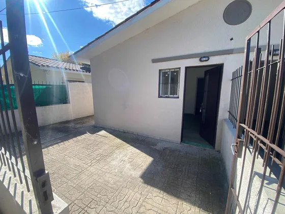 Apartamento En Alquiler Peñarol  // Sayago  Tipo Casita  1 Dormitorio Covadonga Esquina Santos   