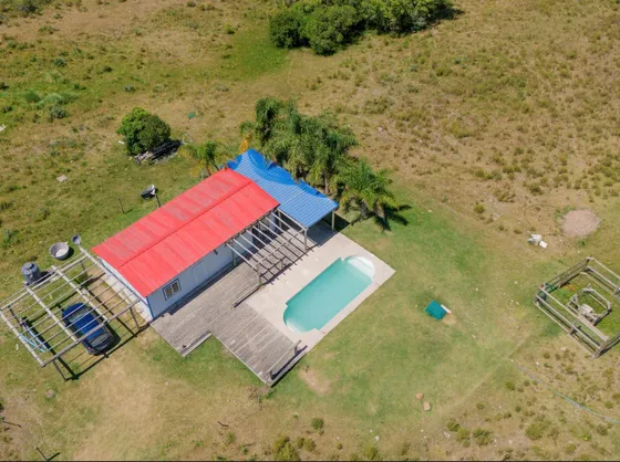 Venta De Chacra De 5 Hectáreas, Con Casa De 2 Dormitorios
