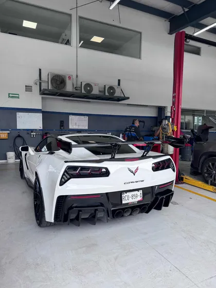 Chevrolet Corvette 6.2 Z06 At