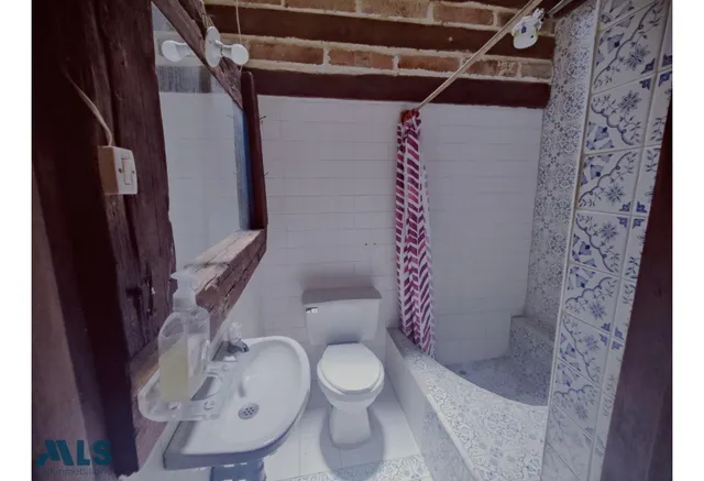 Casa Antigua Con Piscina Ideal Para Hotel O Restau...(mls#249816)