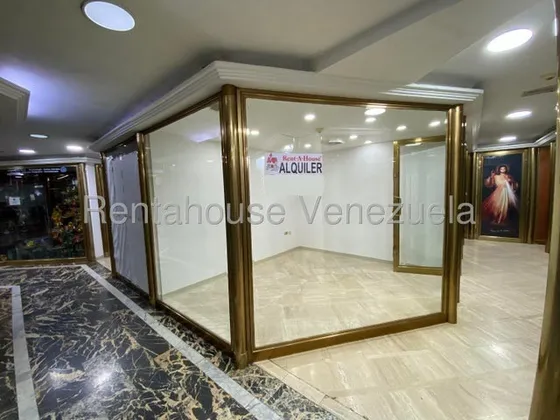 Local En Alquiler En Ccct De Chuao 25-7327 Cs