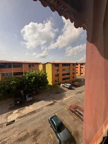 Johana Lazaro Vende Apartamento En San Diego Cerca De La Ujap **clientes Directos**
