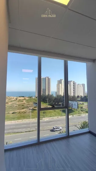 Exclusiva Oficina Con Estacionamiento En Concón