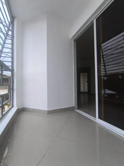 Apartamento De Renta De 2 Habitaciones Un Baño Sala Cocina C