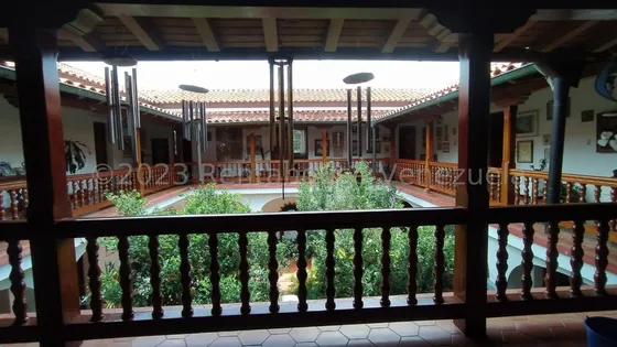 Venta De Casa\ Prados Del Este  Mg  4-5214
