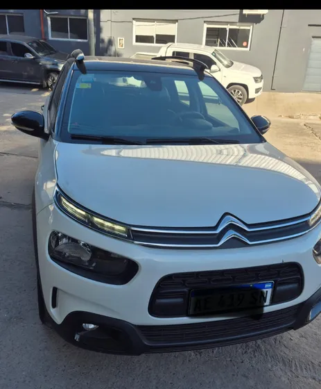Citroën C4 Cactus 1.6 Thp 165 At6 Shine
