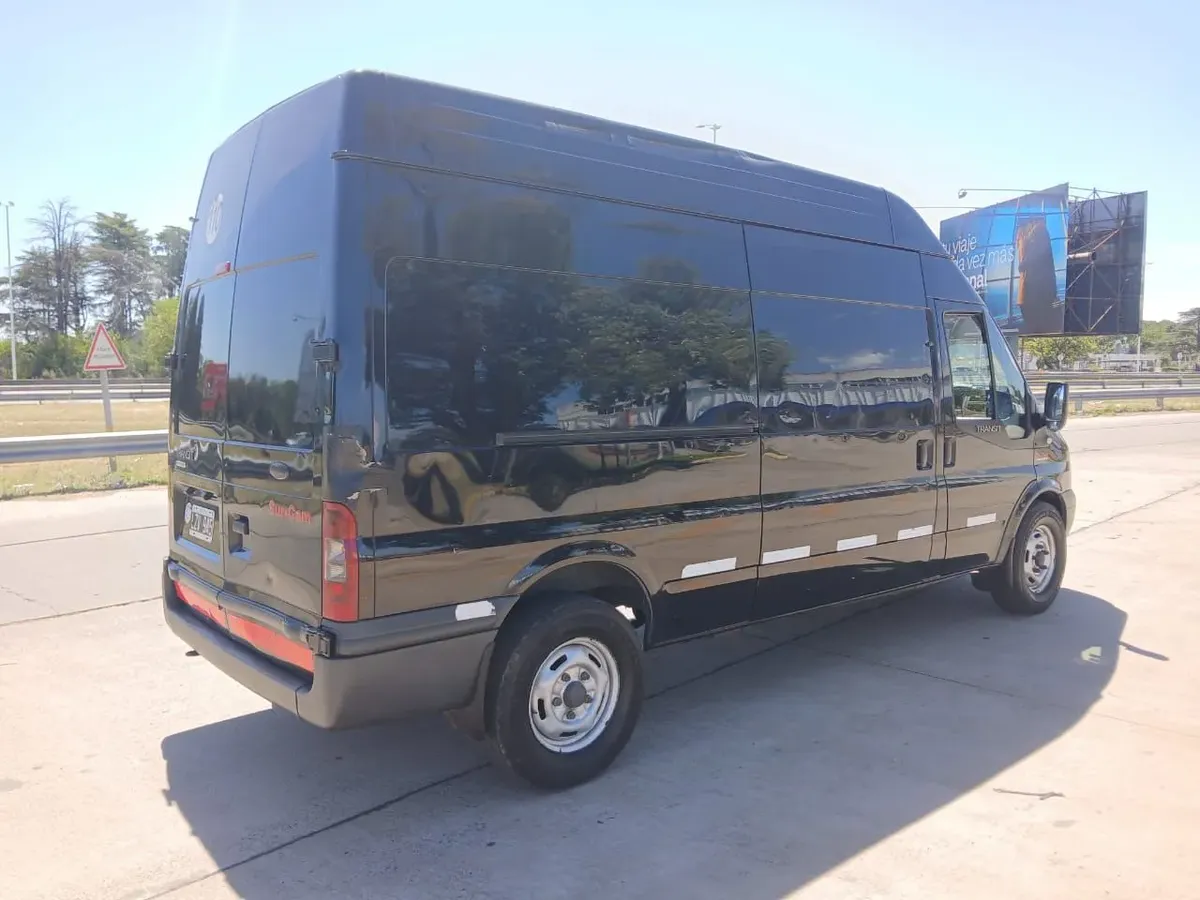 Ford Transit Furgon
