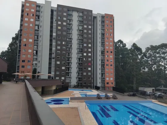 Apartamento Con Buena Distribución Y Ubicación En Rionegro