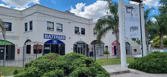 Impecable Oficina Amueblada En Venta