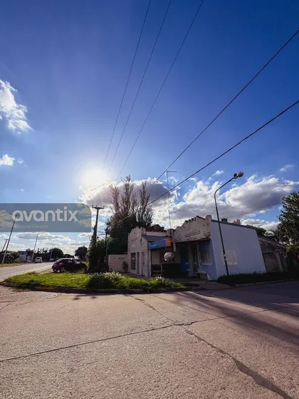 Esquina Estratégica En Av. Luis Fanti  Potencial Comercial