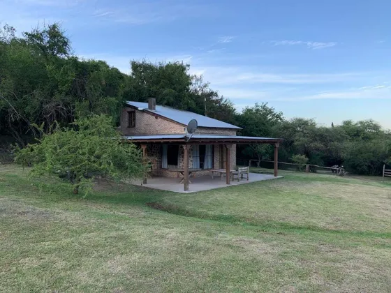 Casa De Campo En Venta - 2 Dormitorios - Unquillo