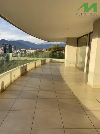 Departamento En Venta De 4 Dorm. En Las Condes