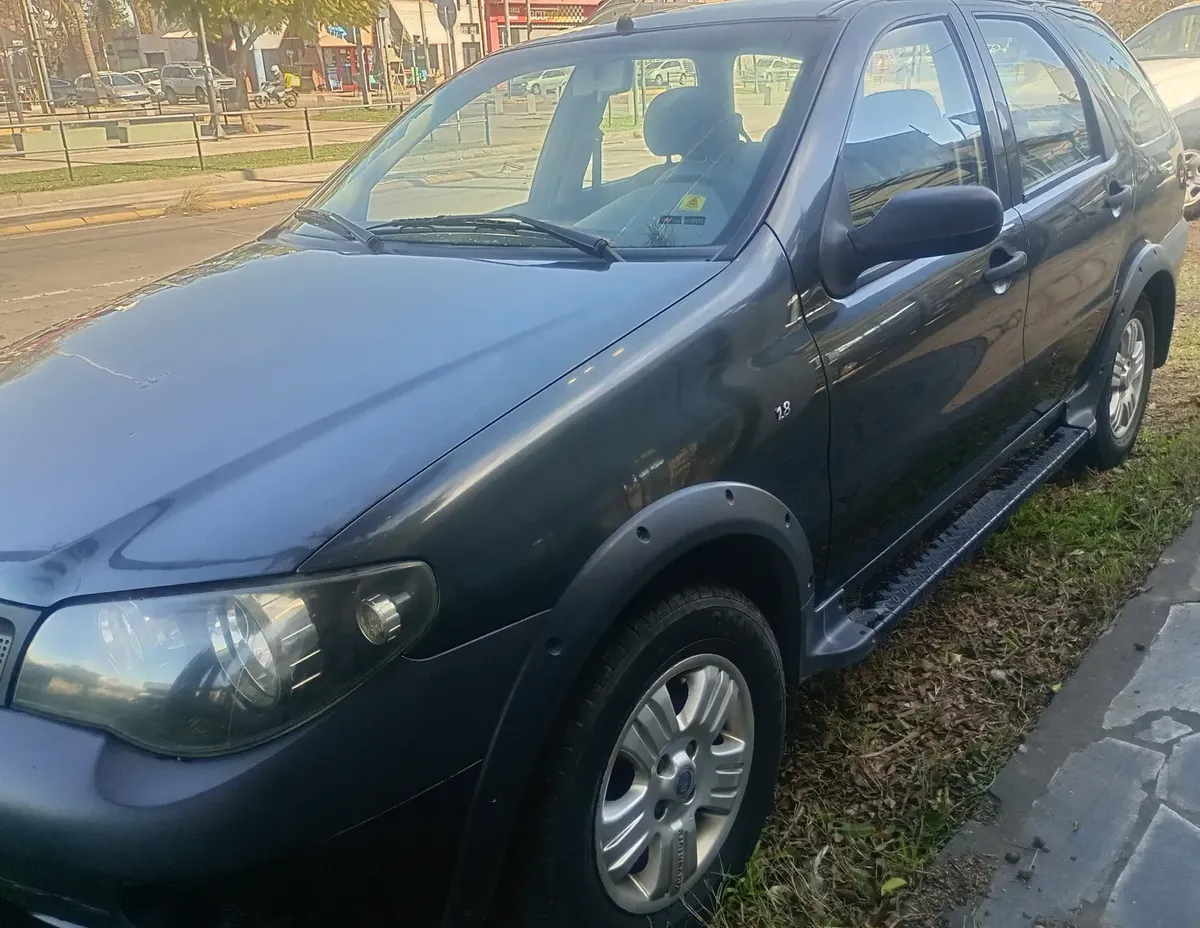Fiat Palio Weekend Adventure