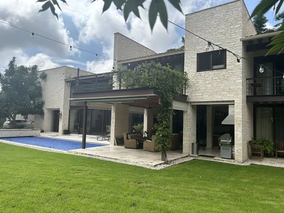Espectacular Residencia En Tepoztlan.