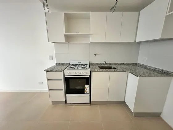 Venta Dpto 2 Amb En Santos Lugares-permuta-