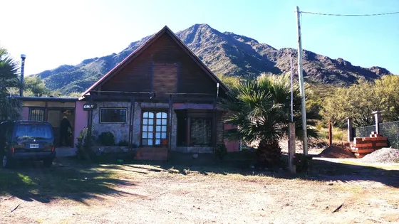 Casa En Venta, Tipo Alpina, Zona De La Punta, Al Pie De Las Montañas