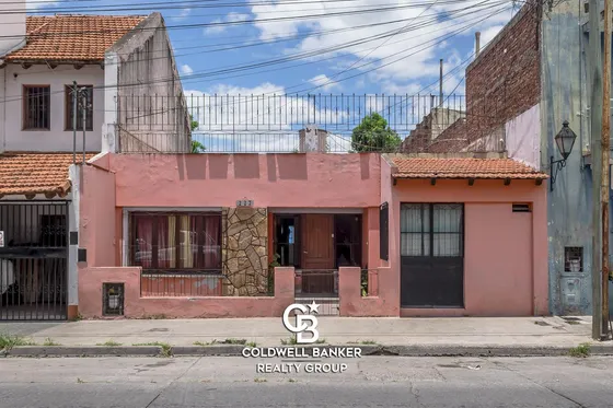Casa En Venta En Zabala Al 200