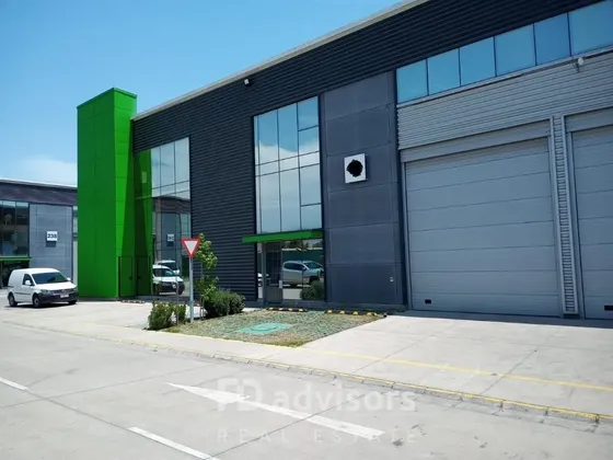 Excelente Bodega Más Oficina En Arriendo 365 M2 - Lampa