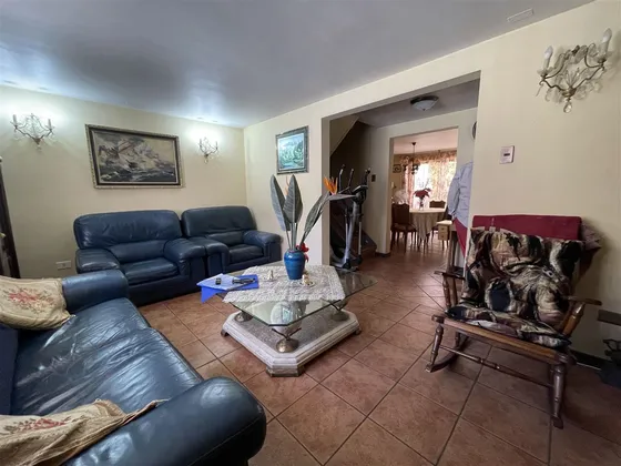 Casa En Venta De 5d-4b En Maipú