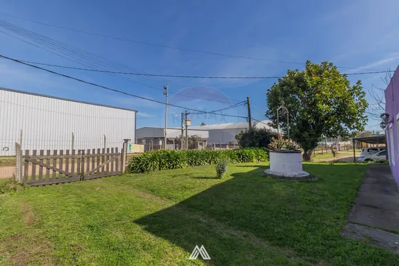 Venta 3 Dormitorios, Gje, Terreno 1472m²  Melilla 