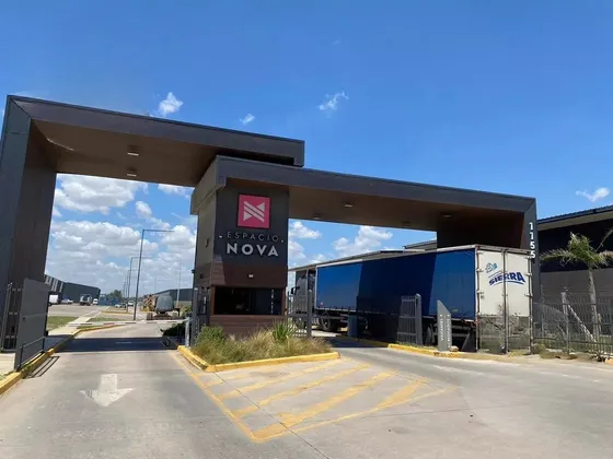 Alquiler - Nave Industrial, Espacio Nova - Dueño Directo