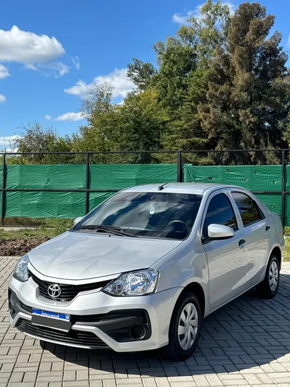 Toyota Etios 1.5 Sedan X