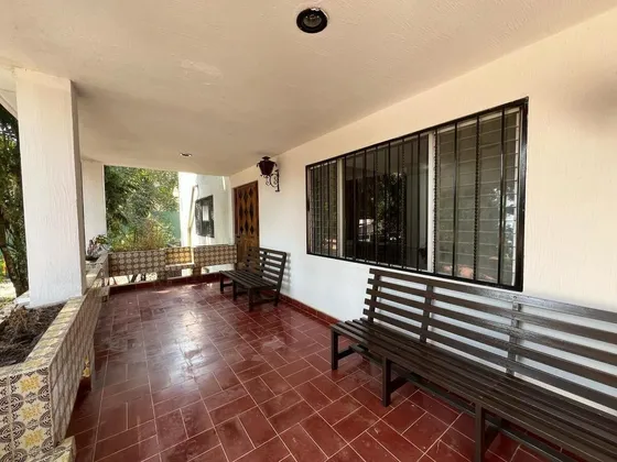 Casa Con Terreno - Tres Marías