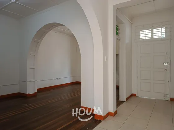 Casa En Prado. 6 Habitaciones, 290 M², Id: 84380