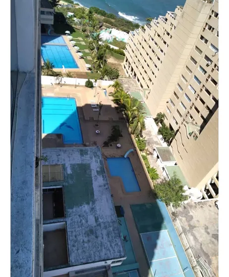  Apartamento Res Los Delfines Ii Catia La Mar La Guaira