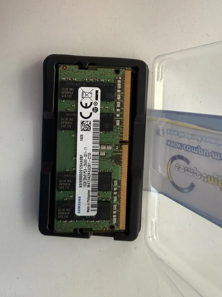 Memória RAM verde 16GB 1 Samsung M471A2K43CB1-CTD | Frete grátis