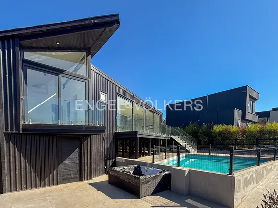 Moderna Casa De 4d Y Piscina En Polo Maitencillo