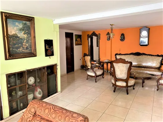 Venta De Casa En La Leonora
