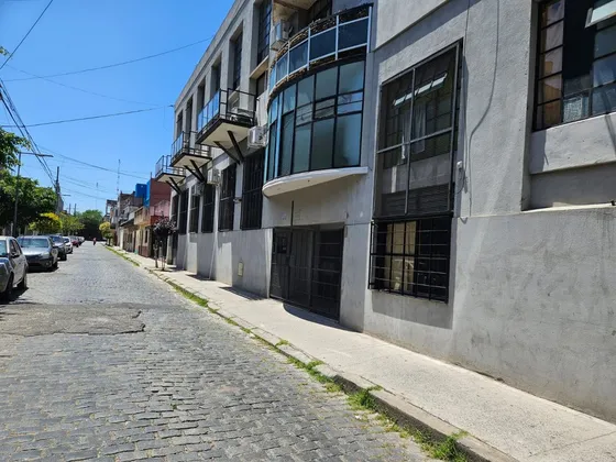 Alquiler Monoambiente Amplio Dos Años