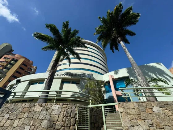 T.r. Vende Consultorio Medico Para Odontologia En La Clinica Ieq Urb. Los Mangos    Cod. 285937