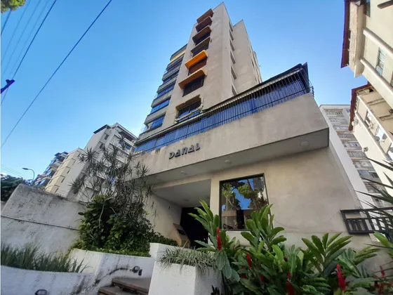 Los Palos Grandes. Venta Apartamento 149mts2 / 4h / 3b / 2e