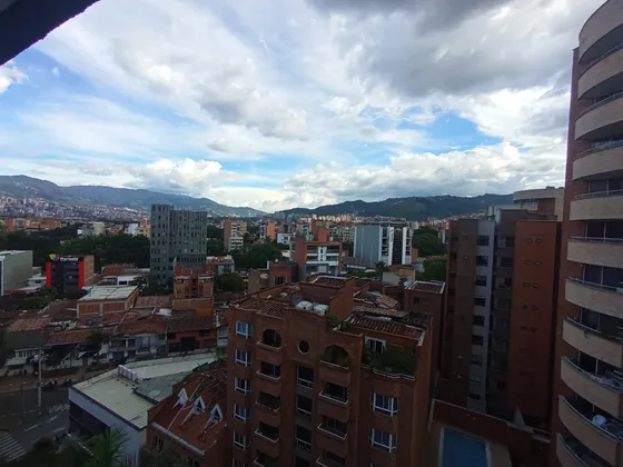 Arriendo Apartamento En Laureles