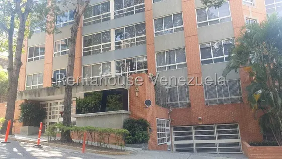 Alquiler De Apartamento En Lomas De Las Mercedes Jlrp Mls 25-23701