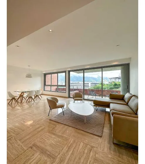 Vendo Apartamento 214m2 Lomas De Las Mercedes 1109