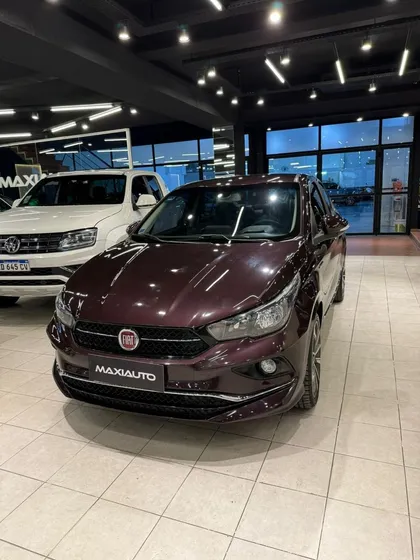 Fiat Cronos 1.8 16v Precision