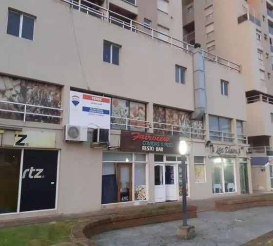 Local Comercial De 220m2 En Pleno Centro De Pinamar