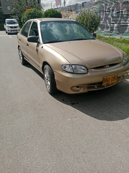 Hyundai Accent 1.3 L