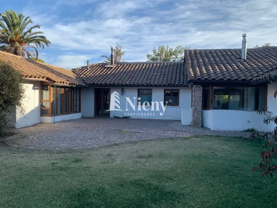 Casa En Venta De 6 Dorm. En Rancagua