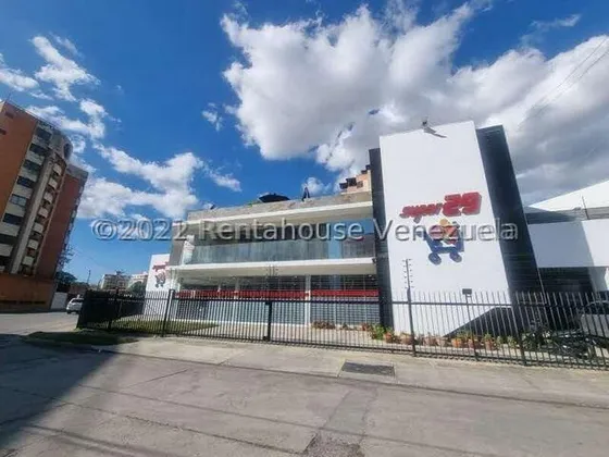Edificios En Venta En El Este De Barquisimeto Cod. 25-4370 Nd