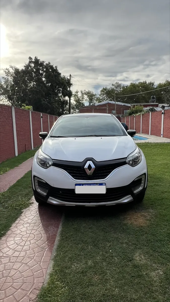 Renault Captur 2.0 Zen518103745871237121