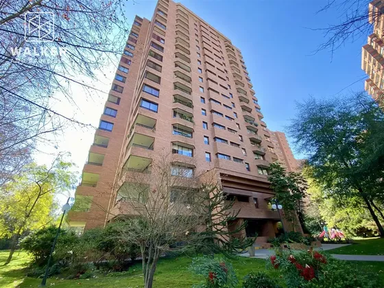 Departamento En Venta De 4d Parque Sta. Rosa De Apoquindo