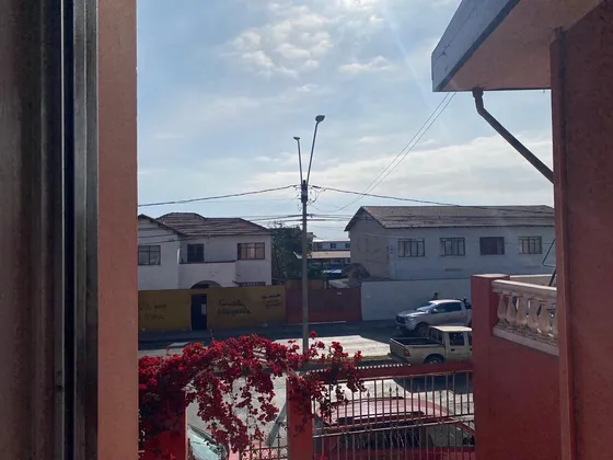 ¡¡excelente Oportunidad!! Se Arrienda Casa Grande Para Hos