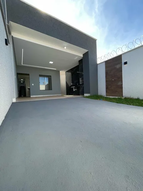 Casa 2/4 Sendo 1 Suite Residencial Santa Fe - R$ 300 Mil