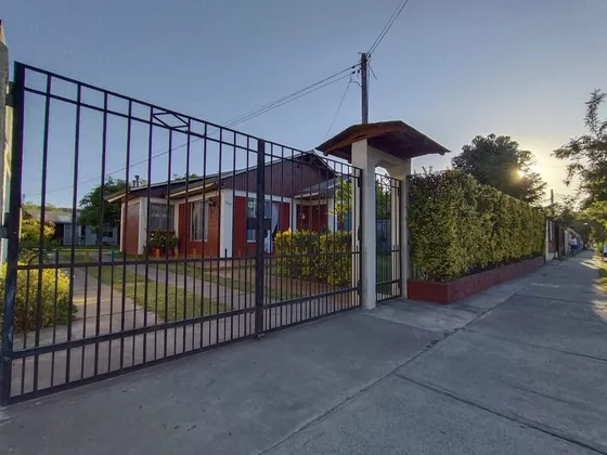 Venta De Casa 5d+2b+7estc Pajarito Con San José  (maipú) 